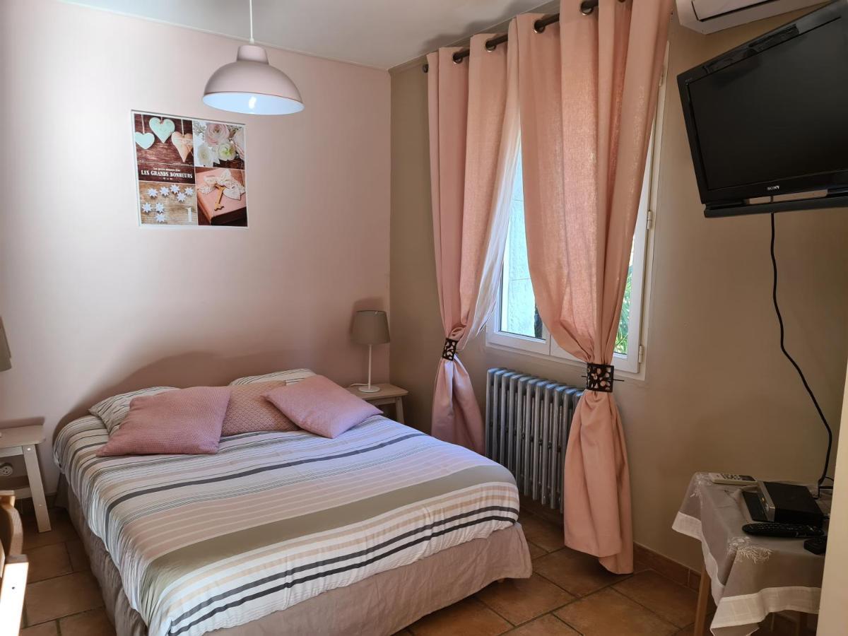 Appartements Dans Villa Privee Avec Piscine, Jardin, Parking Clos, Wifi, Climatisation เมย์เฮย ภายนอก รูปภาพ