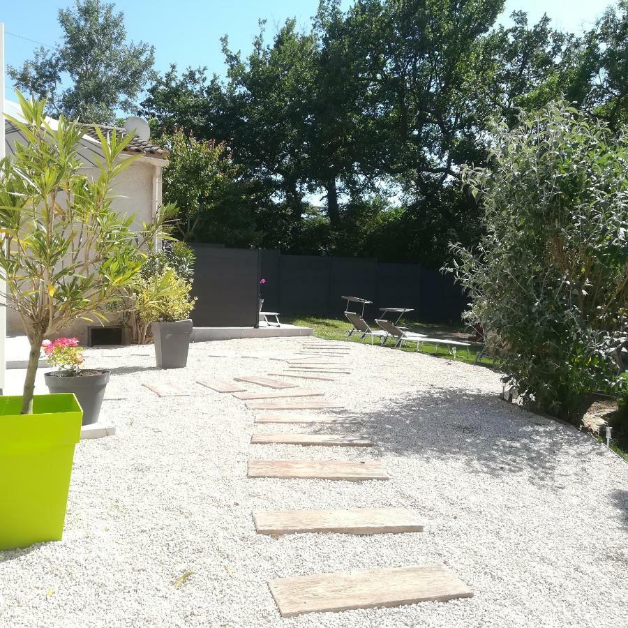 Appartements Dans Villa Privee Avec Piscine, Jardin, Parking Clos, Wifi, Climatisation เมย์เฮย ภายนอก รูปภาพ