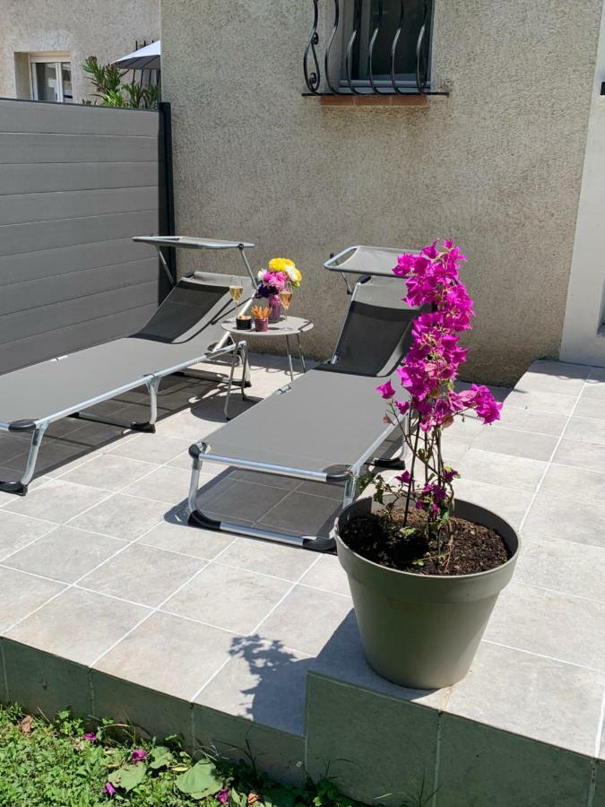 Appartements Dans Villa Privee Avec Piscine, Jardin, Parking Clos, Wifi, Climatisation เมย์เฮย ภายนอก รูปภาพ